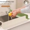Silicone Sink Splash Guard – Anti-Spill Faucet Stopper, Flexible Oil-Proof Water Baffle Plate with Strong Suction Cups-Random Colour